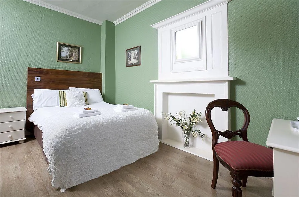 Edinburgh Townhouse Hotel 3*,