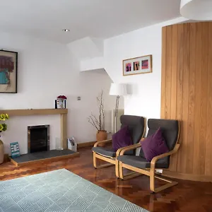  Apartment The David Hume