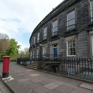 Pensión Retreat, Edimburgo